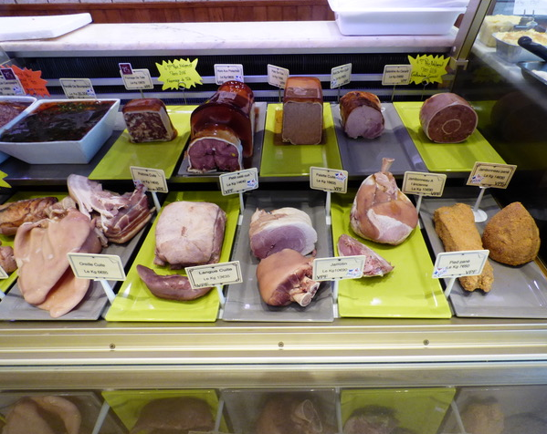 Aux Délices de Saint-Antoine traiteur charcuterie à Courville-sur-Eure (1)